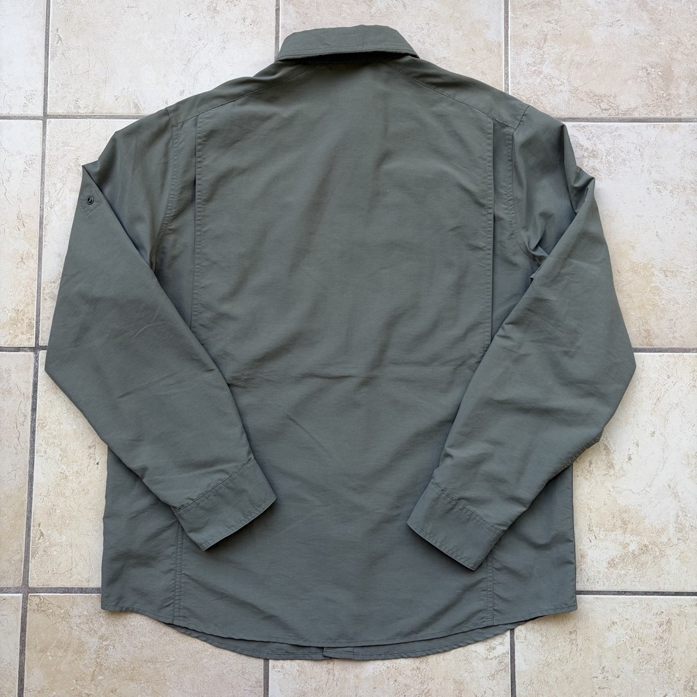 LL Bean Shirt Mens Medium Green Button Down Insect Repel Fishing Vented Roll Tab - Picture 6 of 10
